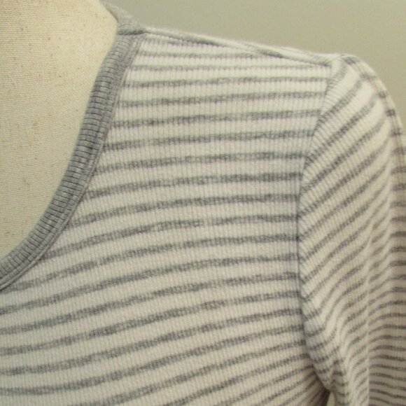 Gap Gray/White Striped Cotton StretchThermal Tee Small - Picture 7 of 16